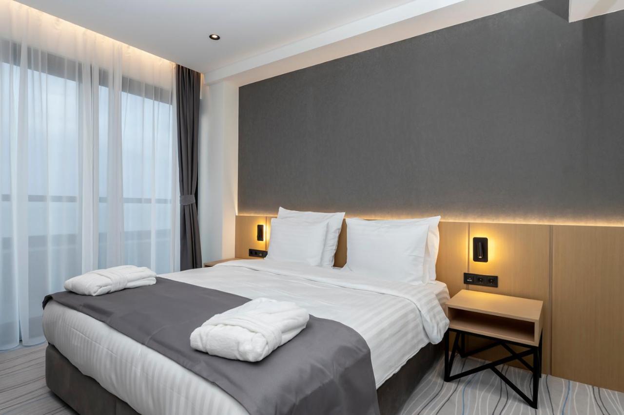 The Grandeur Hotel Batumi Exterior photo