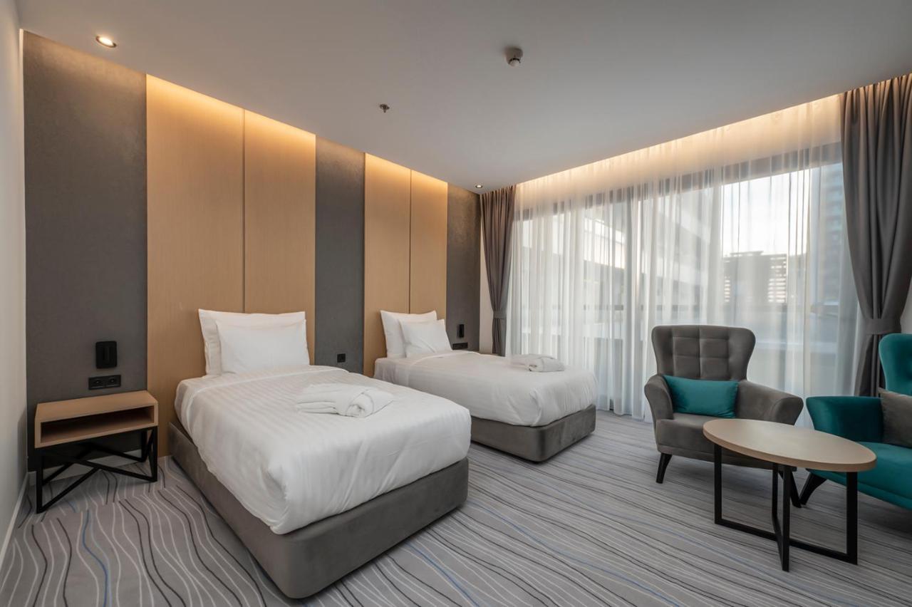 The Grandeur Hotel Batumi Exterior photo