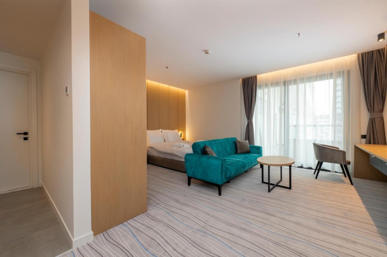 The Grandeur Hotel Batumi Exterior photo