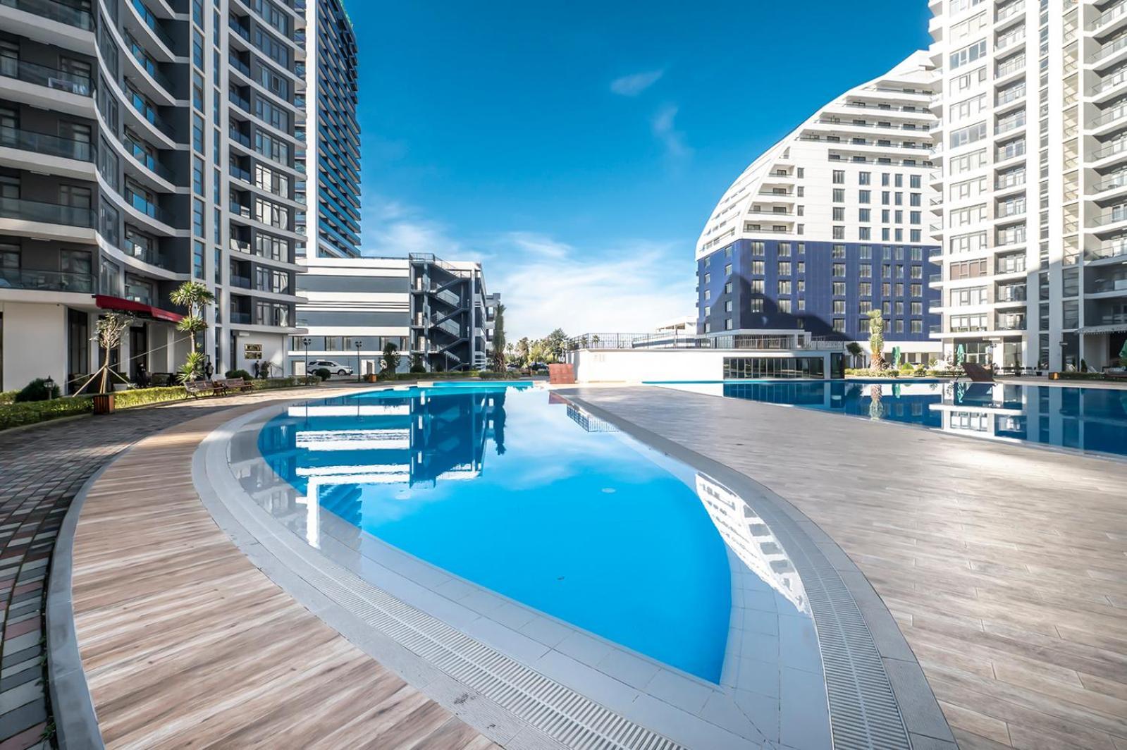 The Grandeur Hotel Batumi Exterior photo
