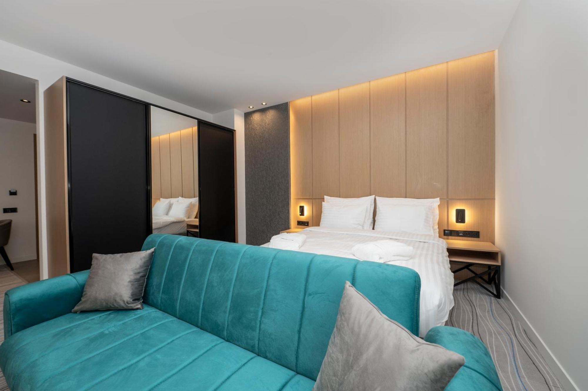 The Grandeur Hotel Batumi Exterior photo