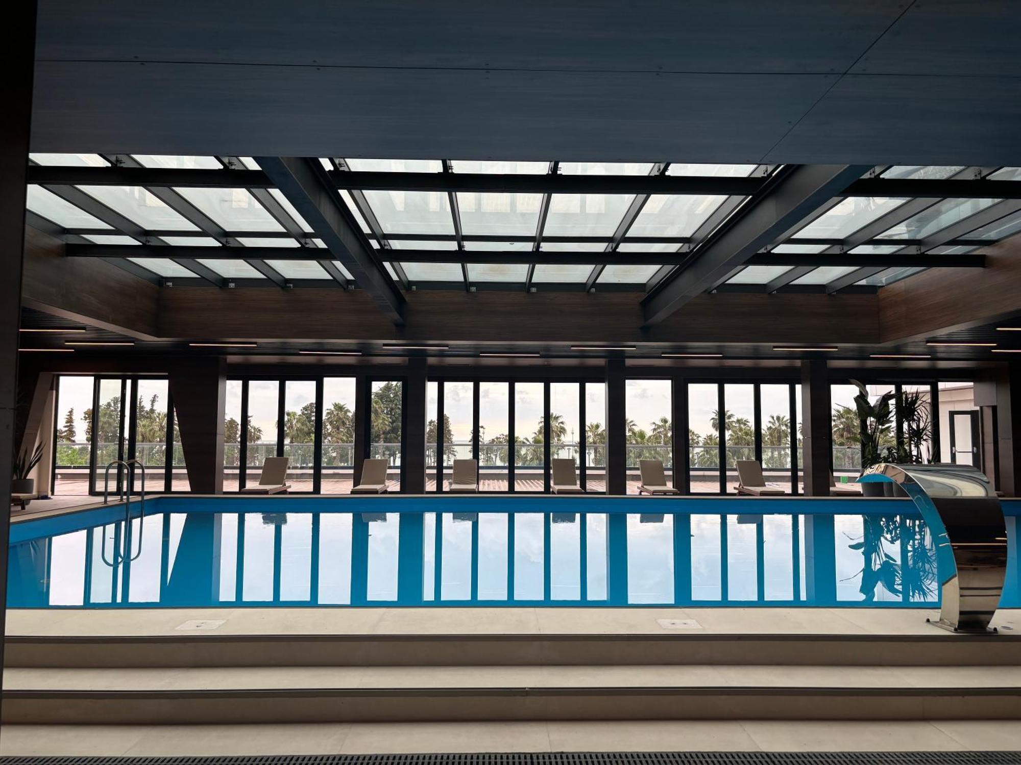 The Grandeur Hotel Batumi Exterior photo